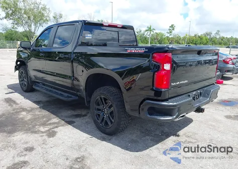 2024 Chevrolet Silverado 1500 4Wd Short Bed Lt Trail Boss z USA, uszkodzony, nr VIN 3GCUDFED6RG443282